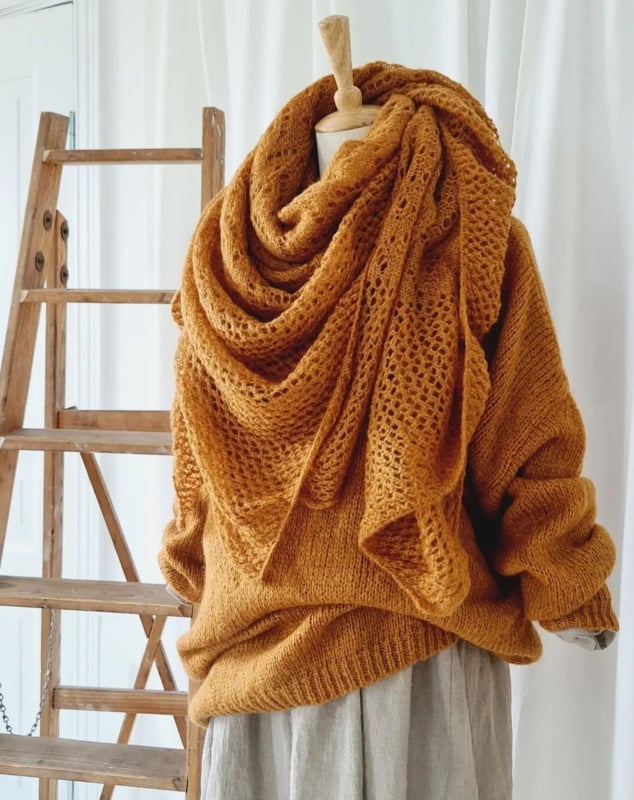 BYPIAS DREAMY MOHAIR SCARF, CINNAMON