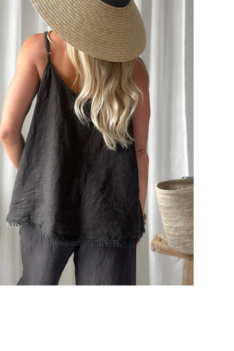 BYPIAS BOHIEMIANA PEONY LINNEN TOP BLACK