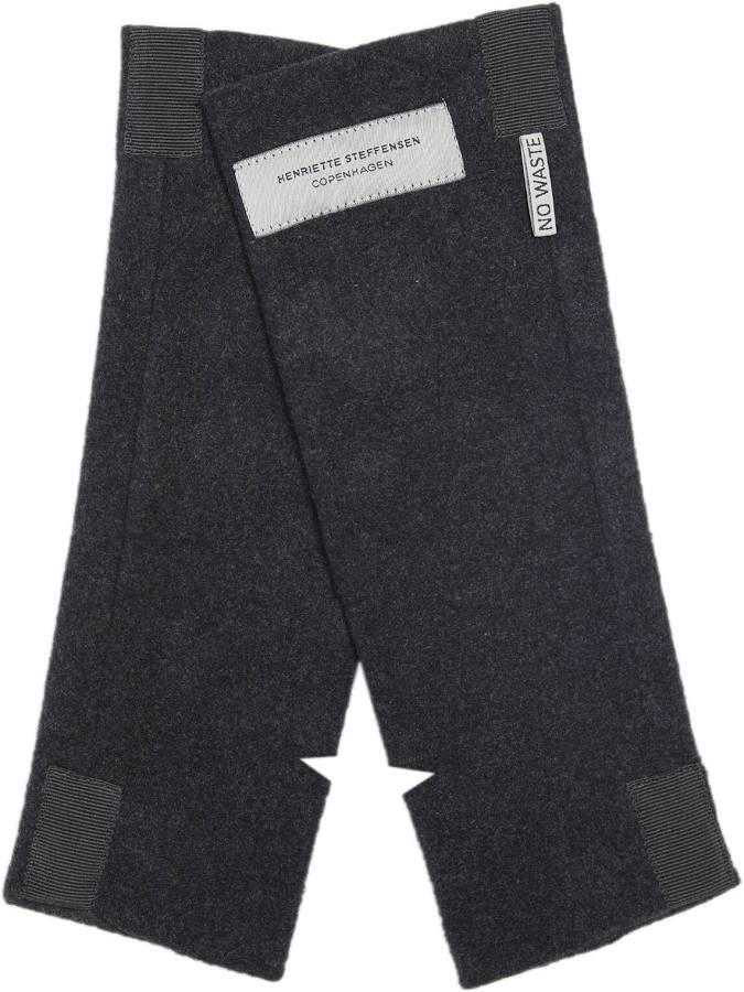 HSCPH wrist warmer soft black Classic Beauty & Fashion