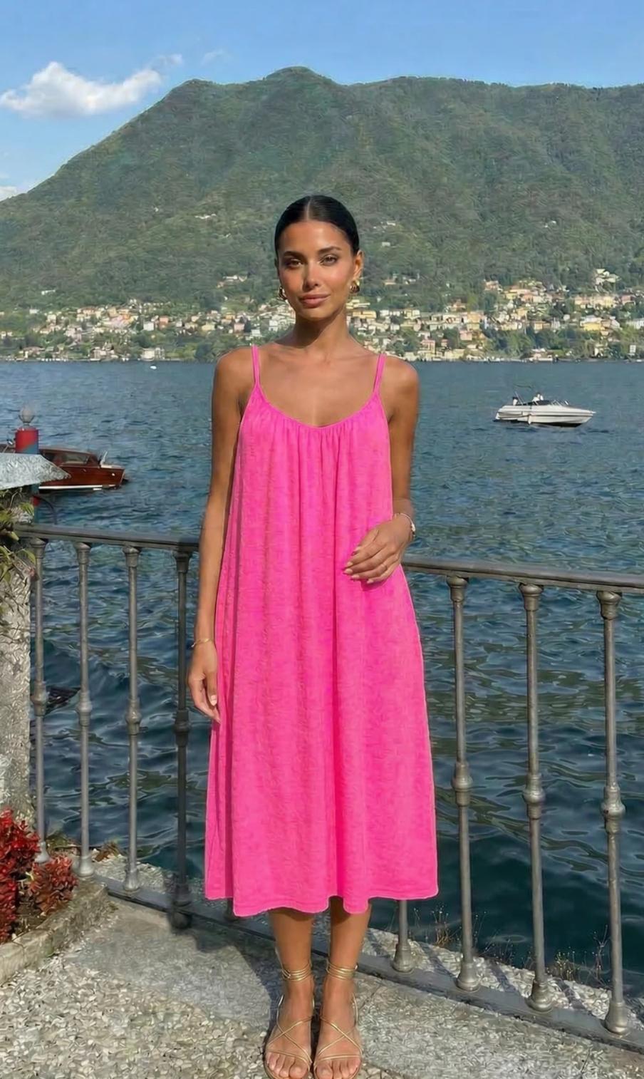 Beachdress model Terry roze neon