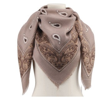 triangel sjaal model Marit taupe Classic Beauty & Fashion