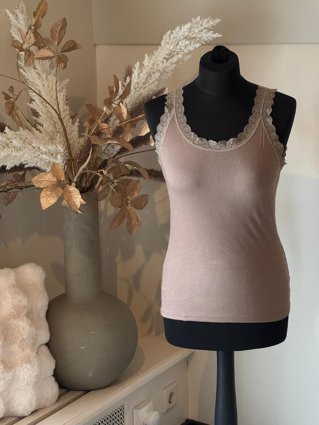 Top  Lotte met kant Taupe